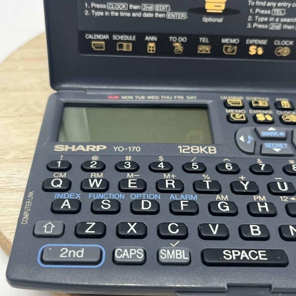 Sharp YO-170 Electronic Organizer 128KB – Untested – Battery Needed – Vintage PD - Picture 3 of 9